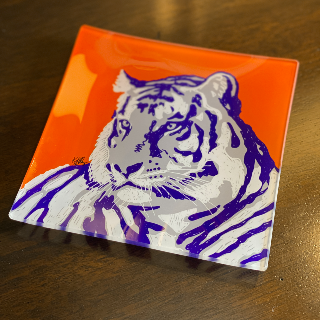 Staring Tiger Glass Tray (2 sizes, 2 shapes)